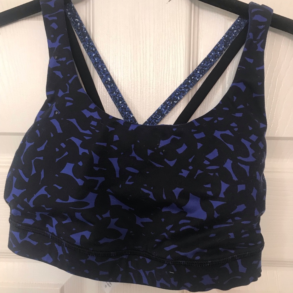Lululemon bra size 6